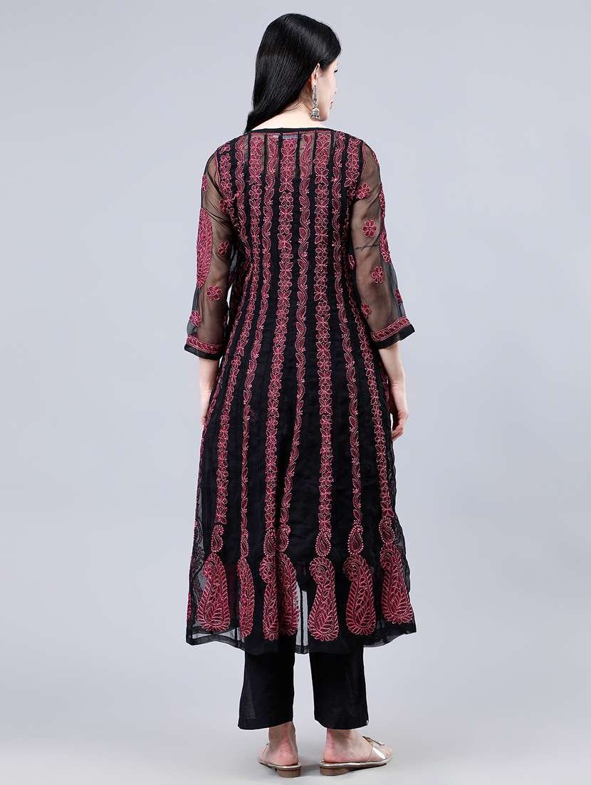 women three quarter sleeve chikankari work kurta  - 21450758 -  Standard Image - 5