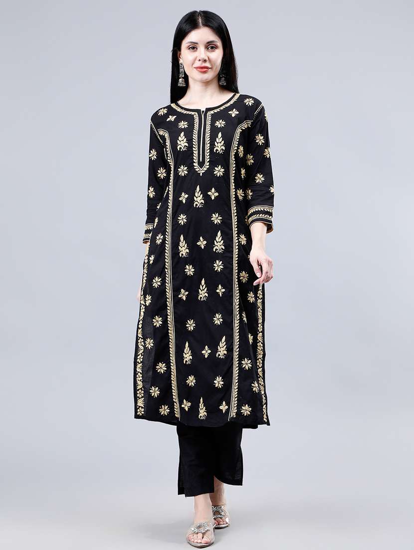 women three quarter sleeve chikankari work kurta - 21450788 - Zoom Image - 0