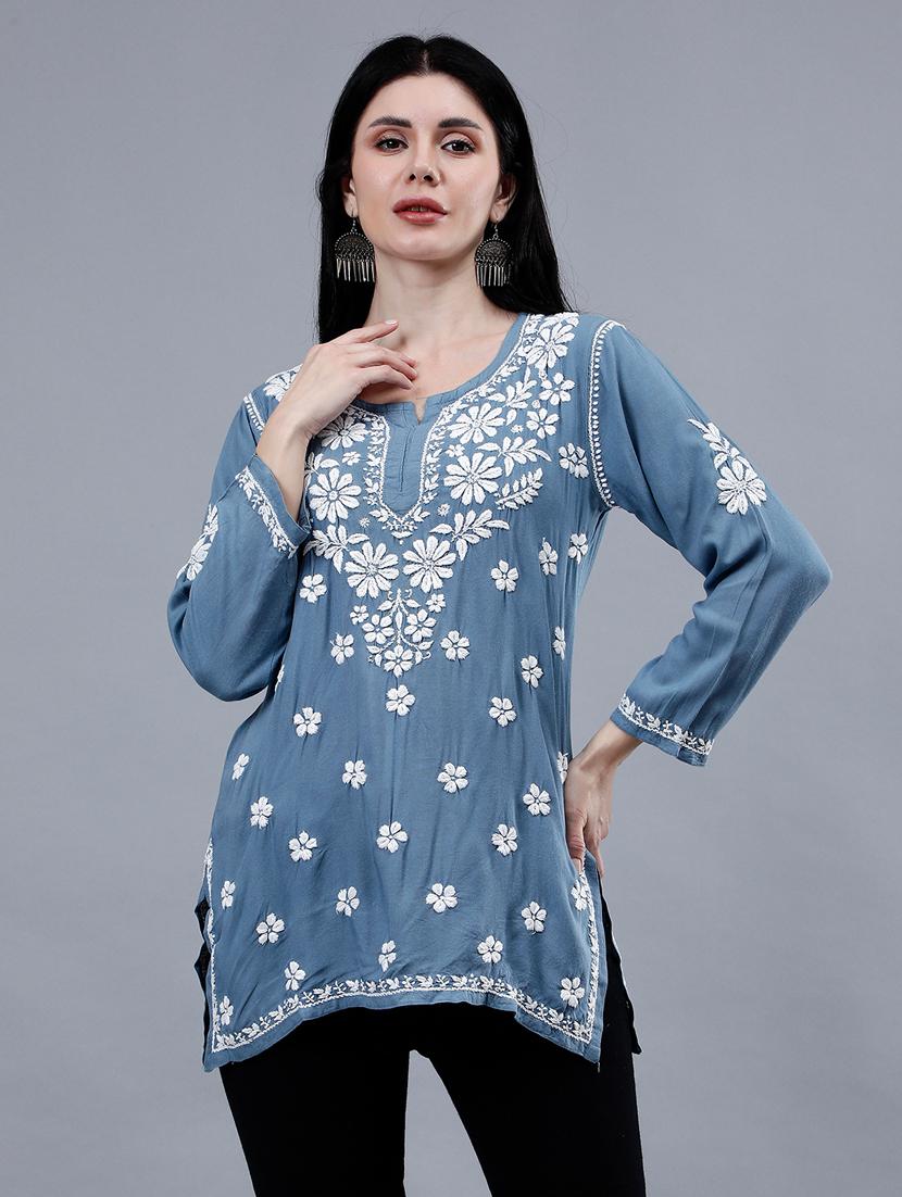 women chikankari straight kurti - 21450820 - Zoom Image - 0