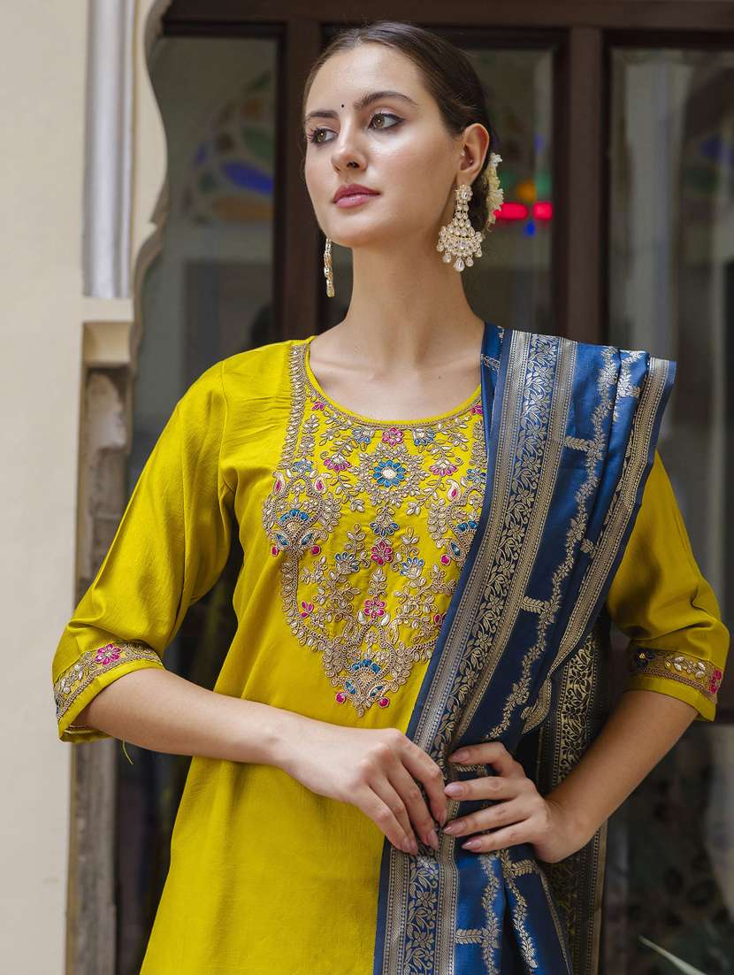 women yellow kurta dupatta set - 21450864 -  Standard Image - 3