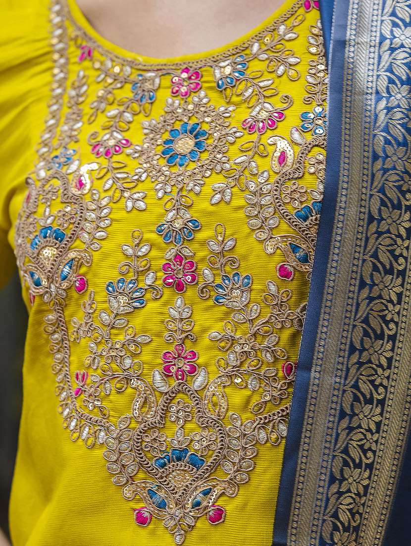 women yellow kurta dupatta set - 21450864 -  Standard Image - 5