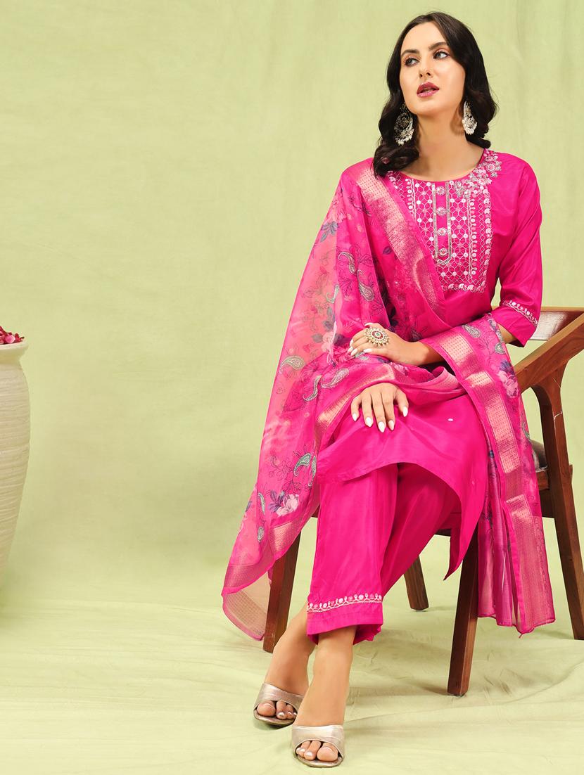 women three quarter sleeve kurta pant with dupatta set - 21450870 - Standard Image - 3