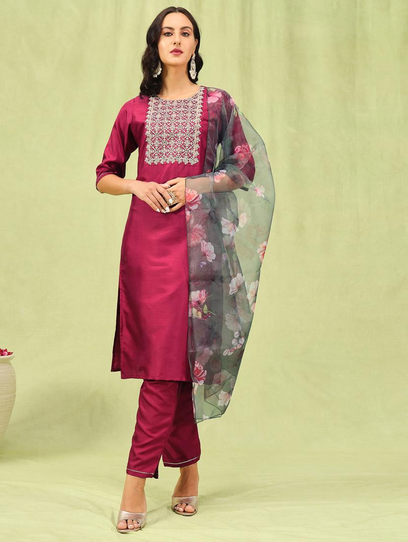 women maroon kurta dupatta set - 21450912 - Zoom Image - 0