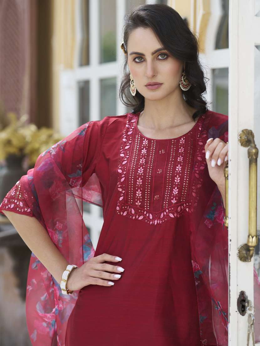 women maroon kurta dupatta set - 21450938 -  Standard Image - 3