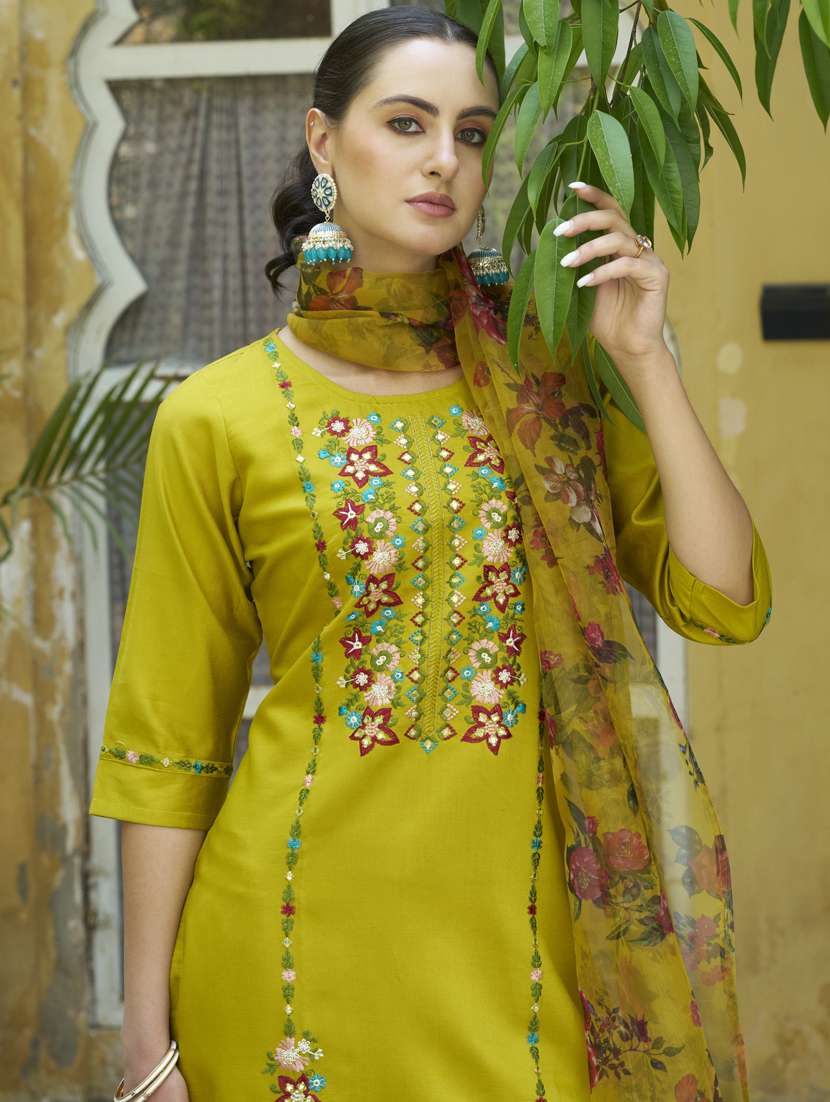 women lime kurta dupatta set - 21450964 -  Standard Image - 3
