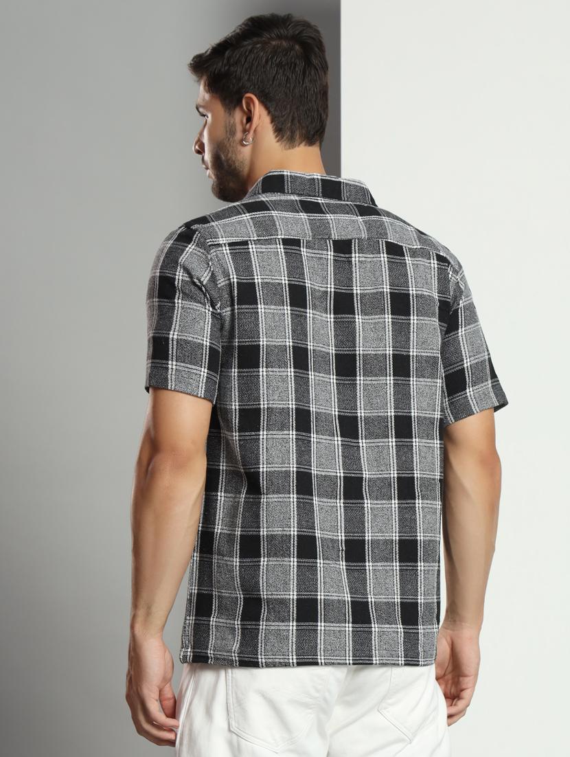 men checkered short sleeved casual shirt - 21451150 - Standard Image - 3