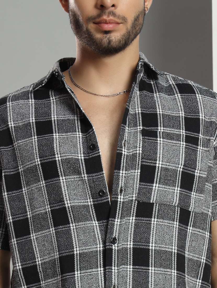 men checkered short sleeved casual shirt - 21451150 - Standard Image - 5