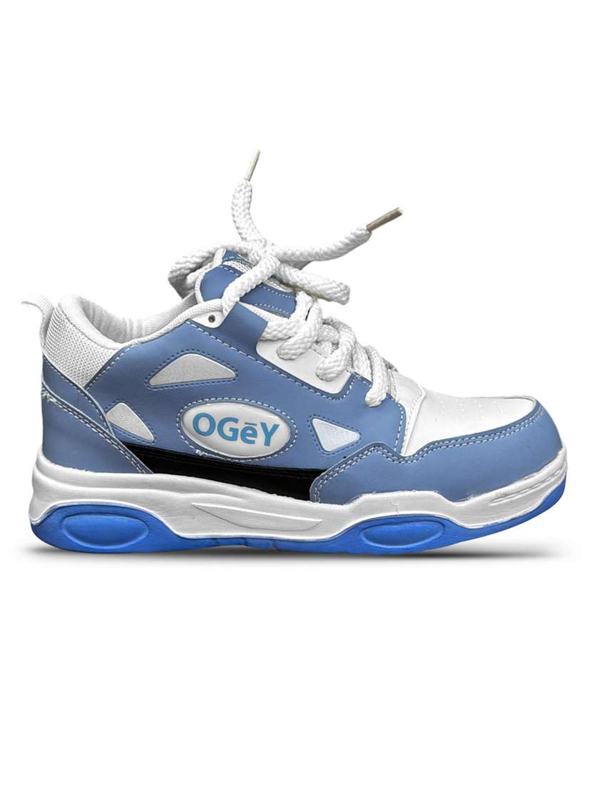 men light blue lace up sneaker