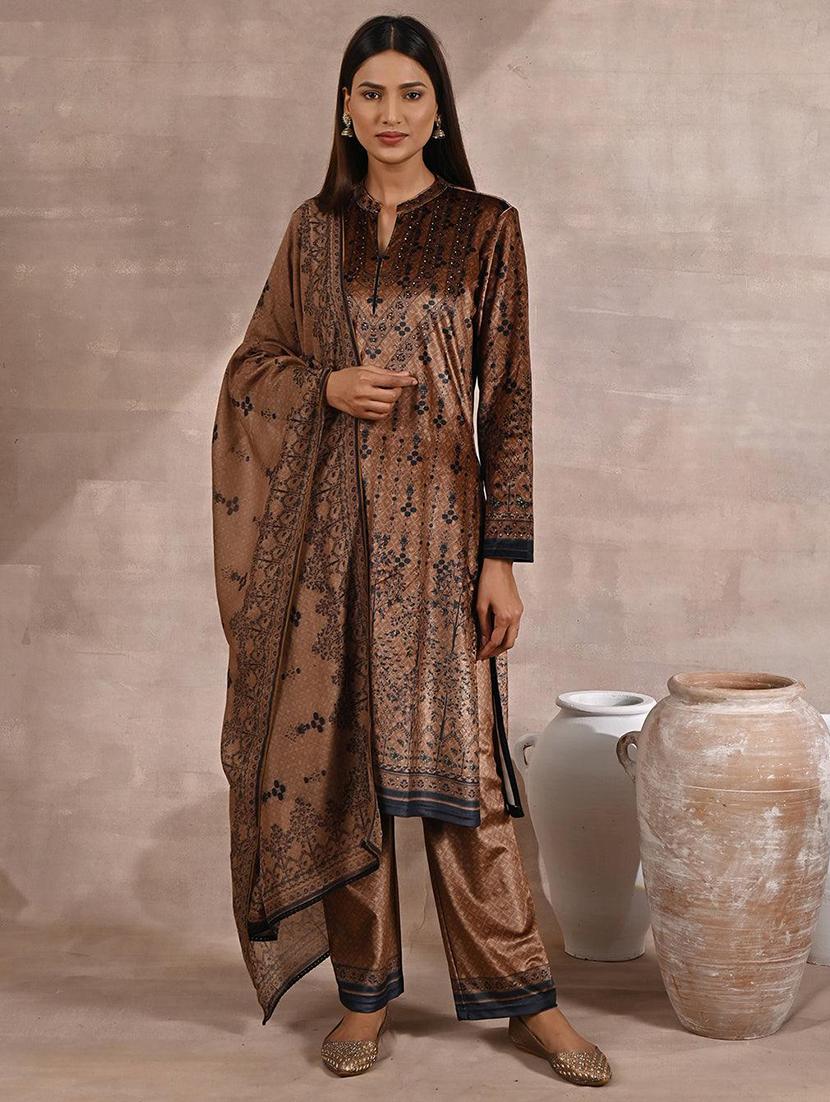 women brown velvet kurta palazzo set - 21451696 - Zoom Image - 0