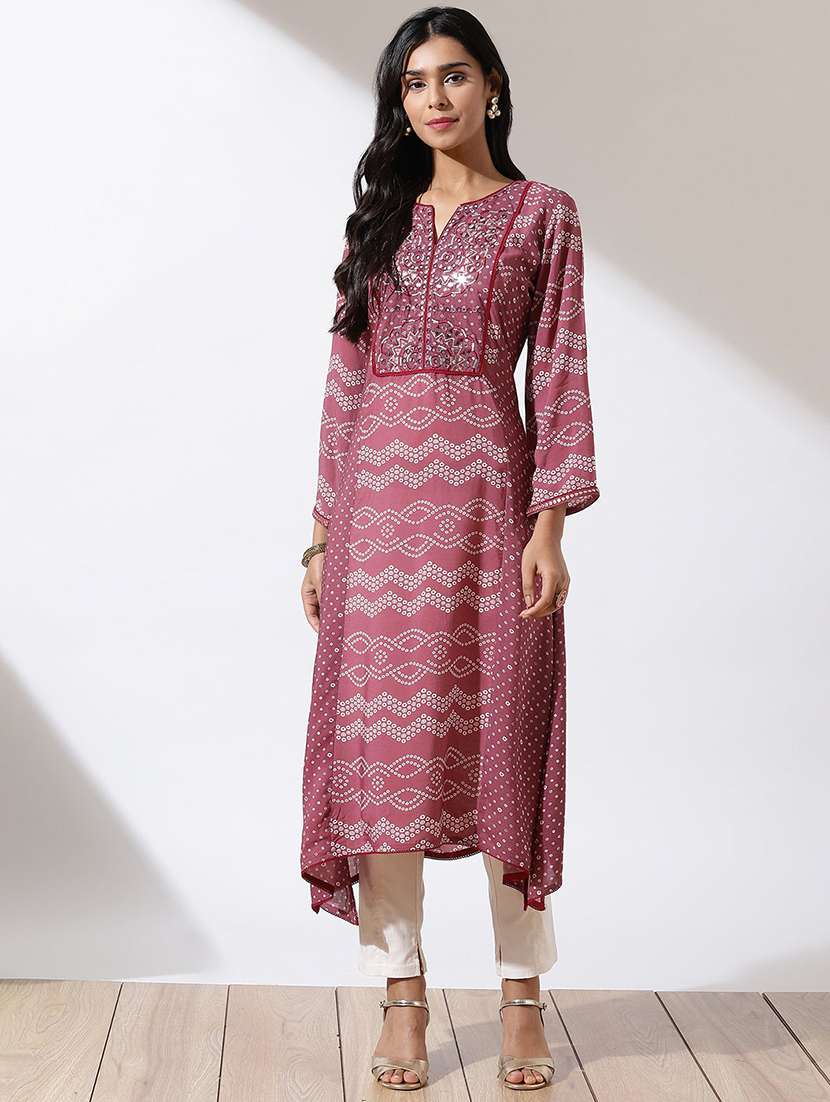 women three quarter sleeve a-line kurta - 21452239 - Zoom Image - 0