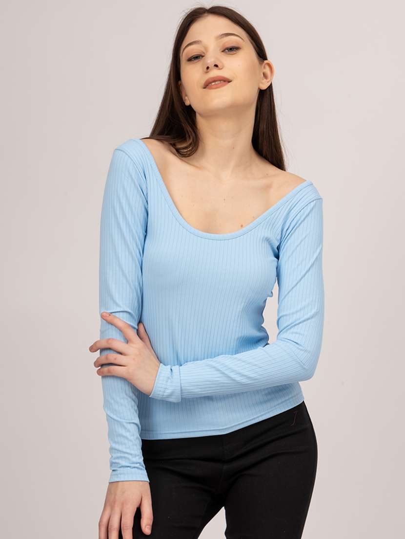 women solid scoop neck long sleeves top