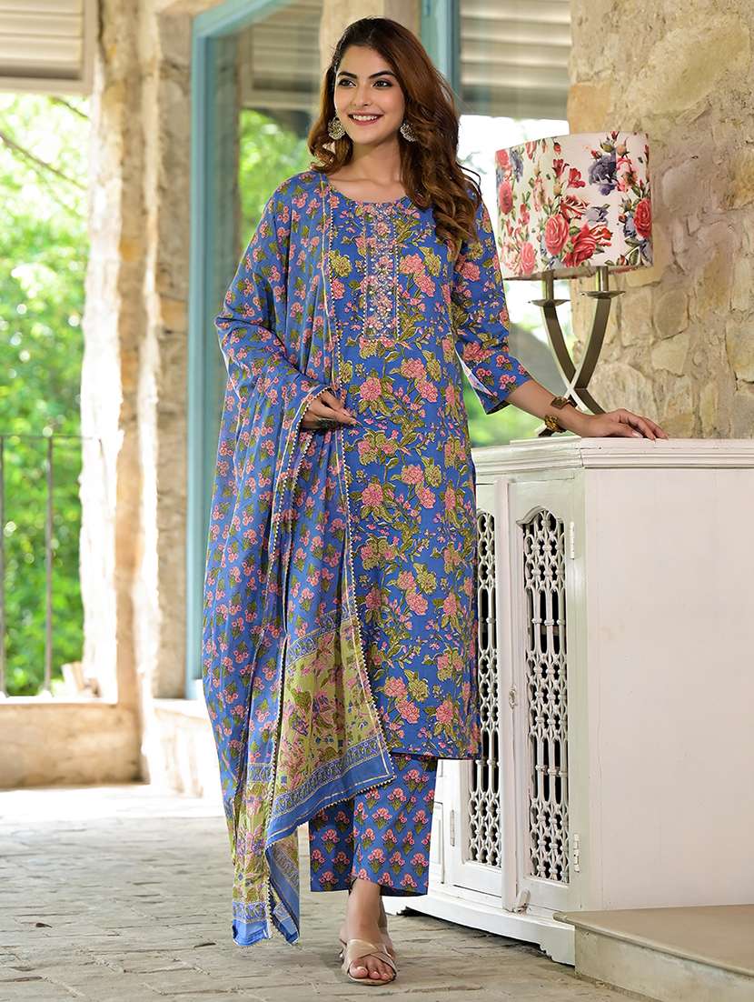 women three quarter sleeve kurta pant with dupatta set