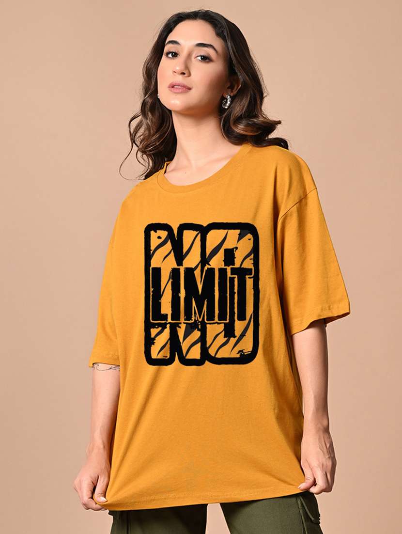 women round neck typographic regular t-shirt - 21456704 - Zoom Image - 0