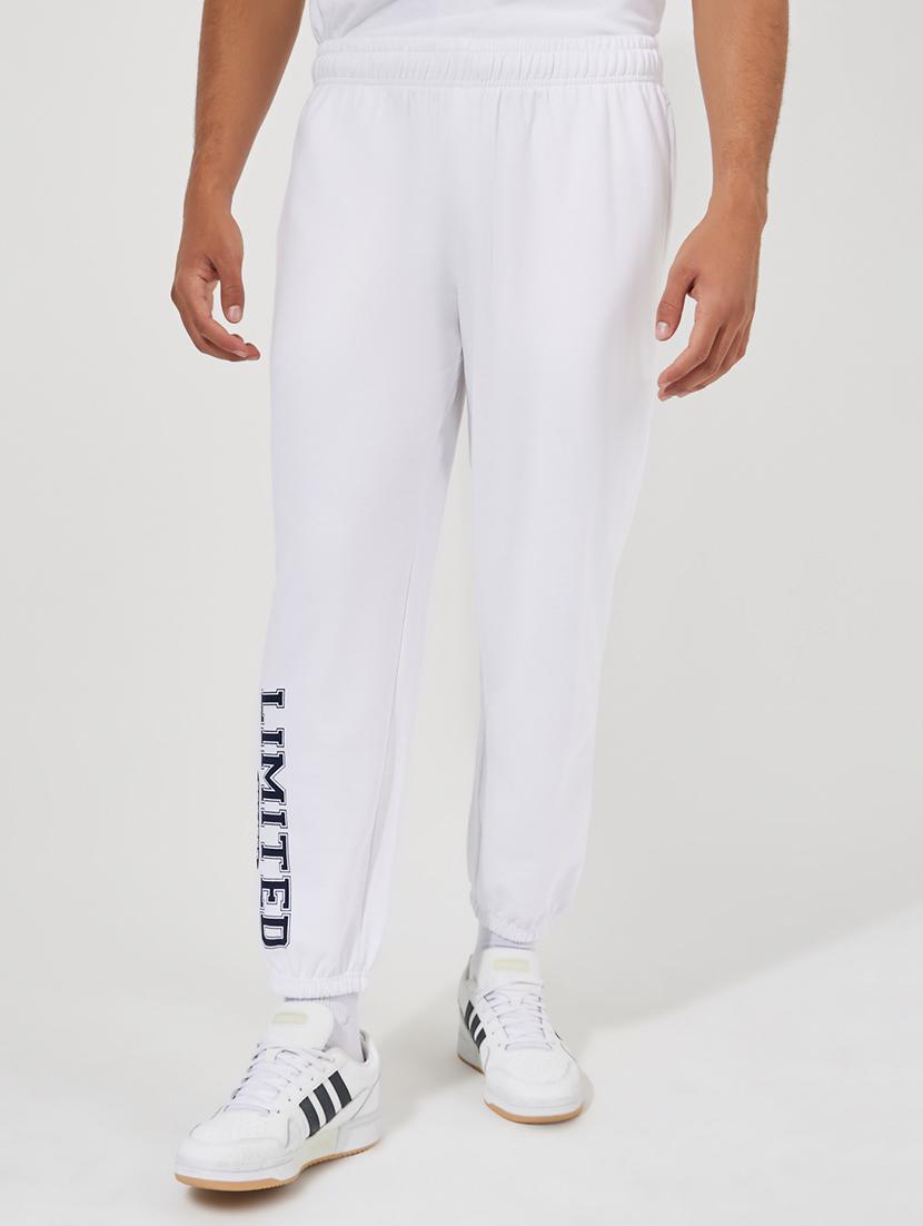 men black typographic print oversized t-shirt & track pant co-ord with side slit - 21457094 - Standard Image - 3