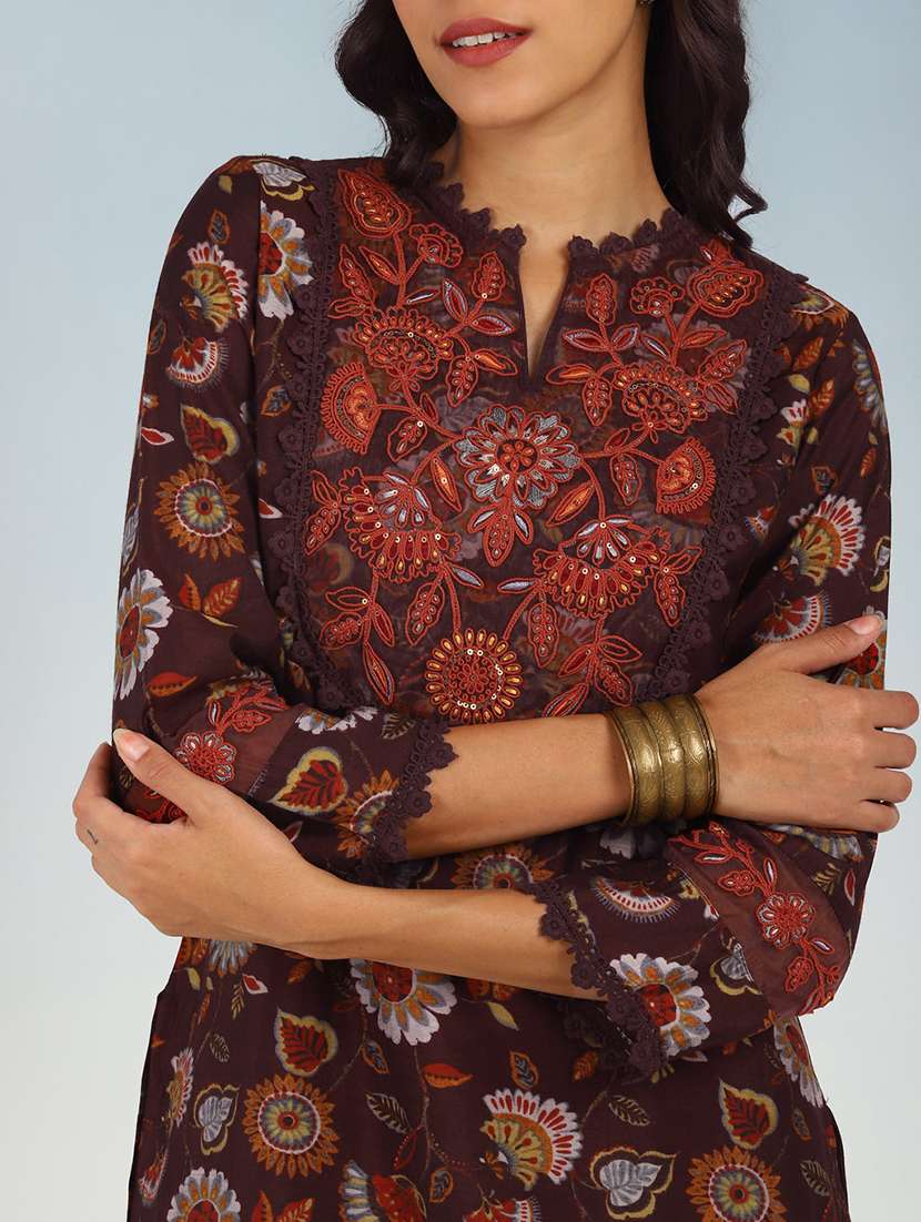 women maroon floral printed kurta pant set - 21458988 - Standard Image - 3