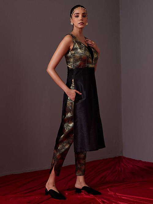 women self design a-aline kurta - 21459314 -  Standard Image - 0
