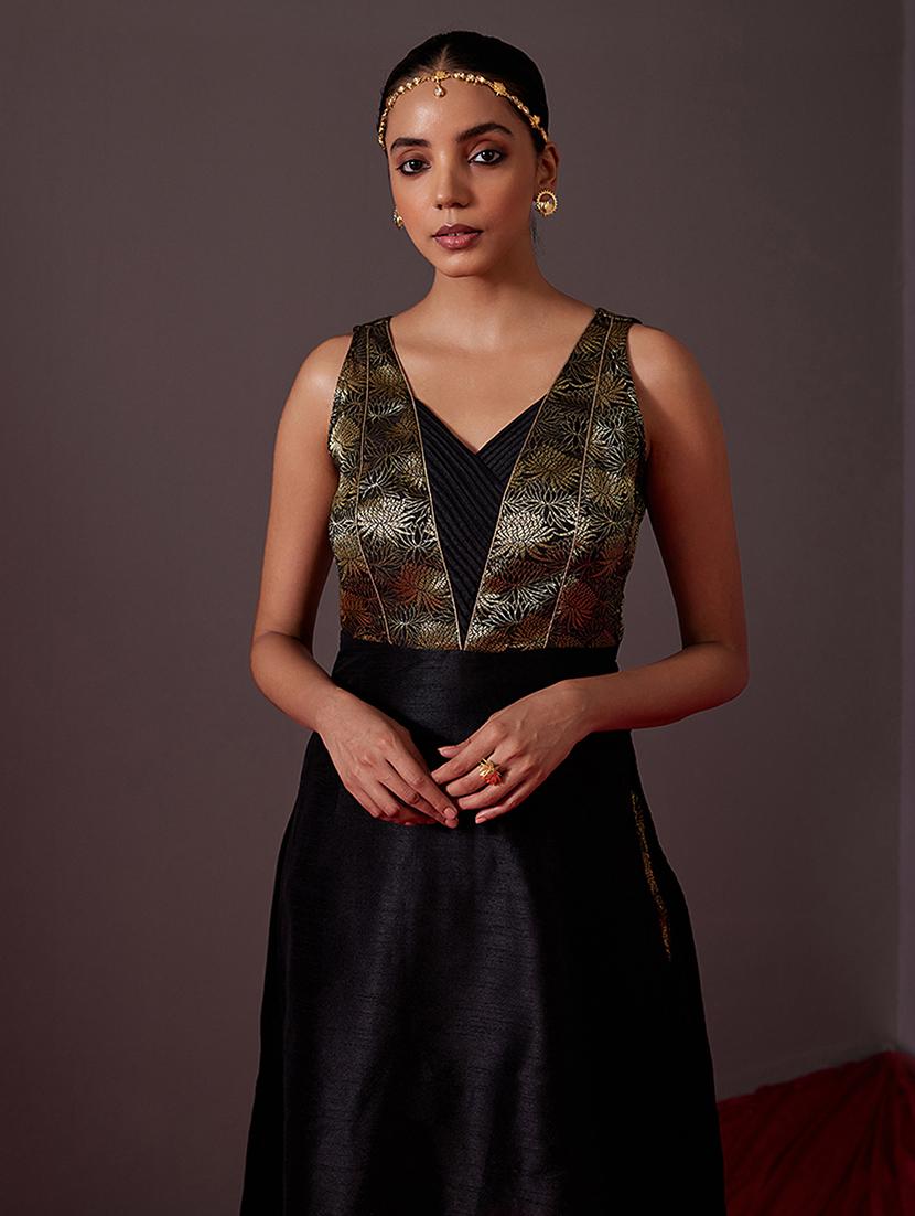 women self design a-aline kurta - 21459314 - Standard Image - 3