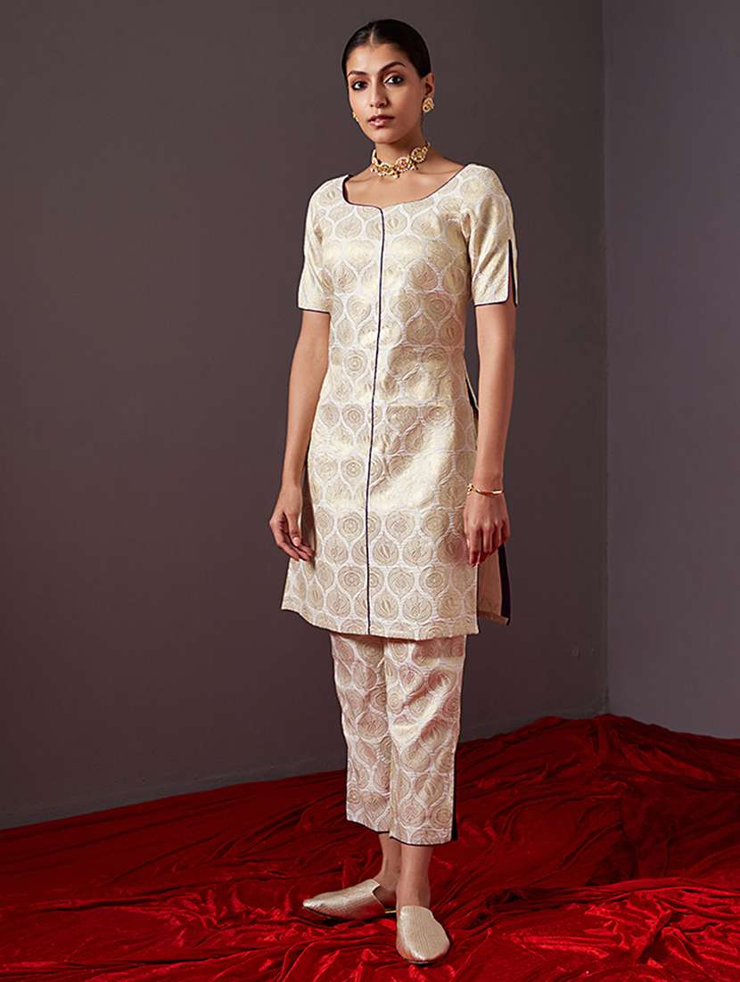 women white kurta pant set - 21459605 - Zoom Image - 0