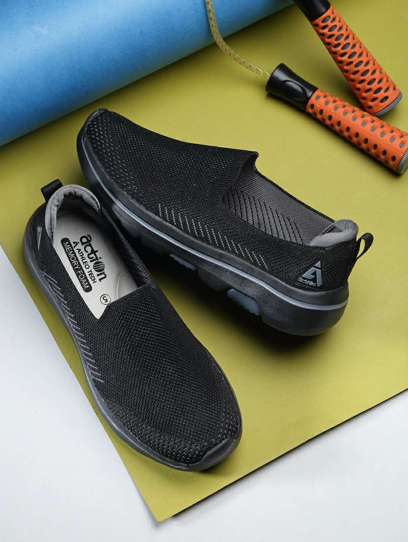 women slip on sports shoes - 21460352 -  Zoom Image - 0