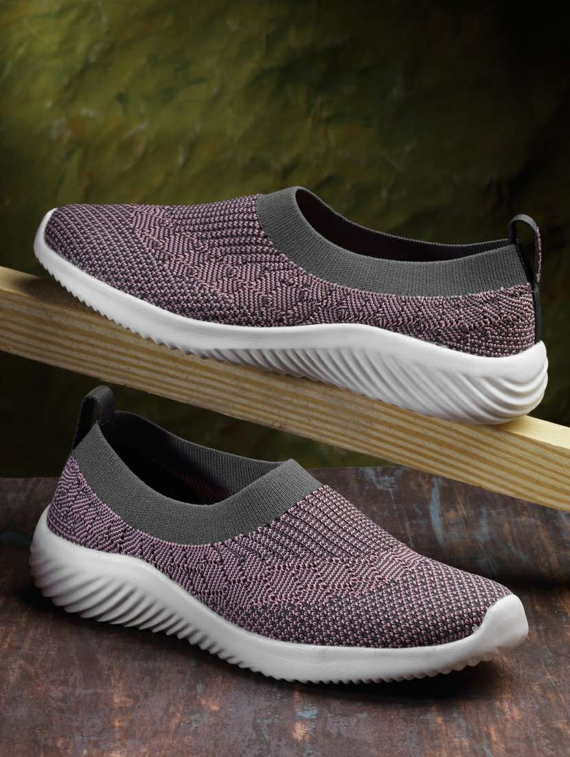 women slip on sports shoes - 21460365 - Zoom Image - 0
