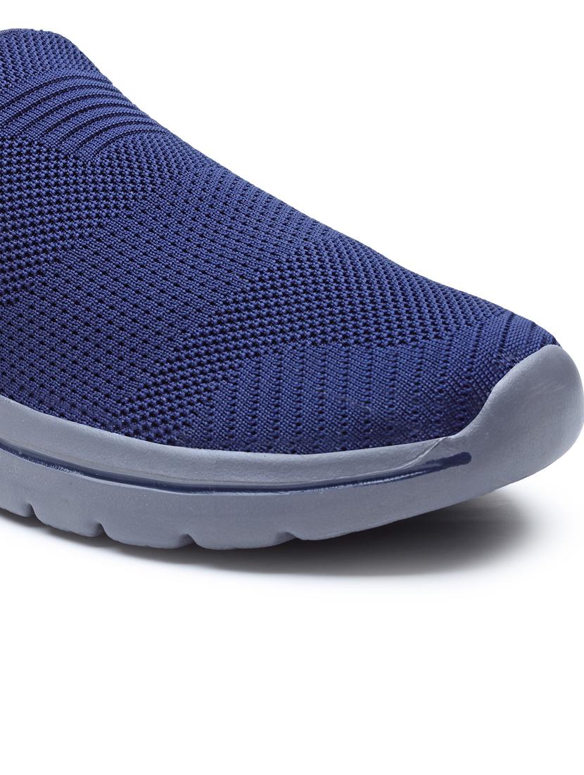 men slip on sports shoes - 21460421 - Standard Image - 5