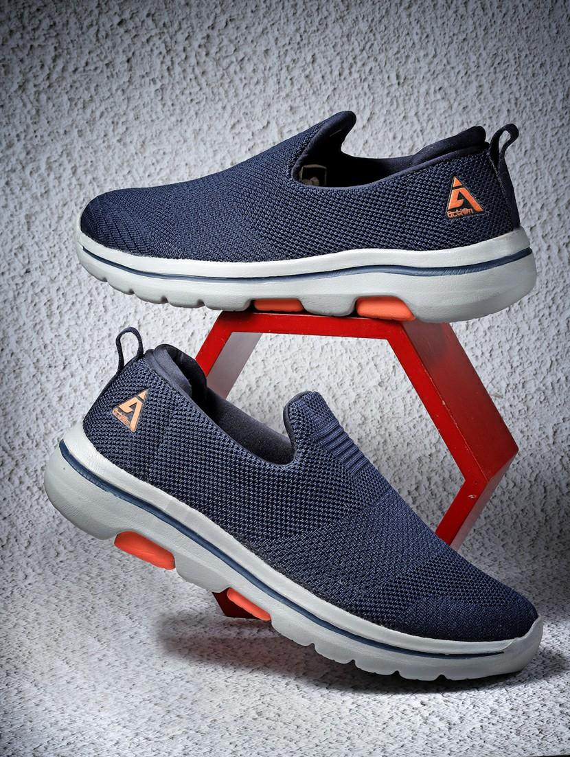 men slip on sports shoes - 21460424 - Zoom Image - 0