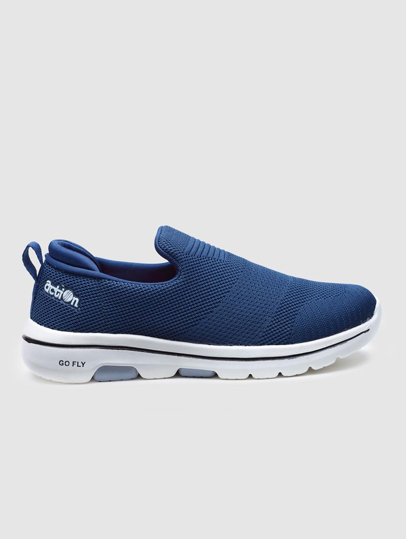 men slip on sports shoes - 21460429 - Standard Image - 3