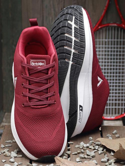 men lace up sports shoes - 21460437 - Standard Image - 0
