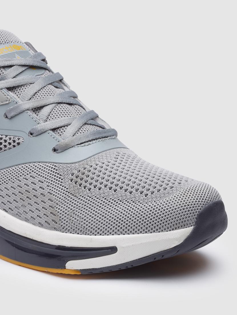 men lace up sports shoes - 21460509 - Standard Image - 5