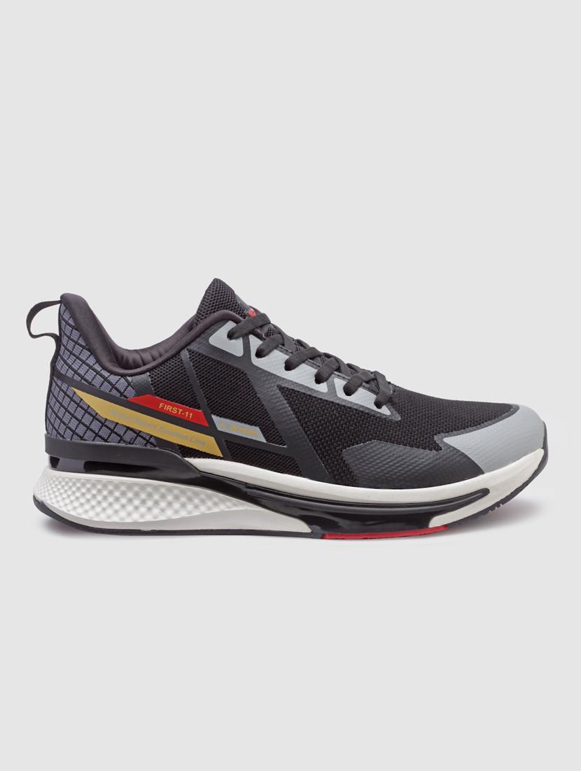 men lace up sports shoes - 21460526 - Standard Image - 3
