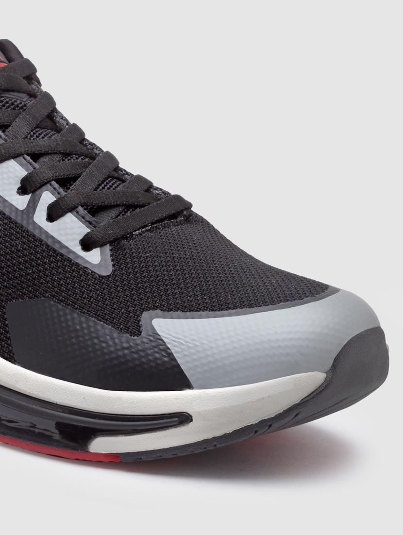 men lace up sports shoes - 21460526 - Standard Image - 5