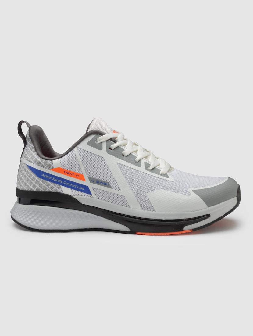 men lace up sports shoes - 21460528 - Standard Image - 3