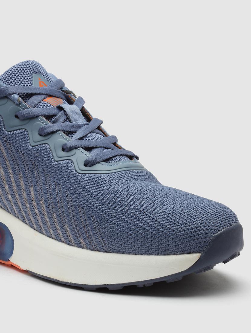 men lace up sports shoes - 21460555 - Standard Image - 5