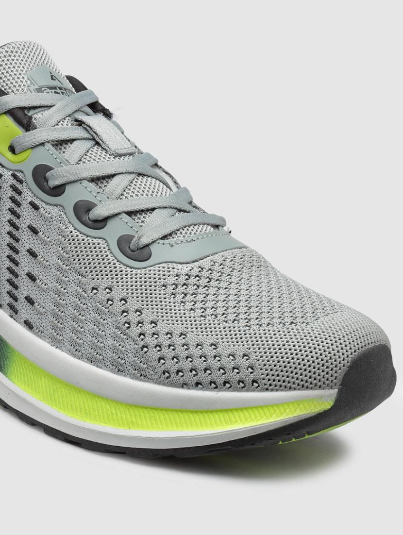 men lace up sports shoes - 21460569 - Standard Image - 5