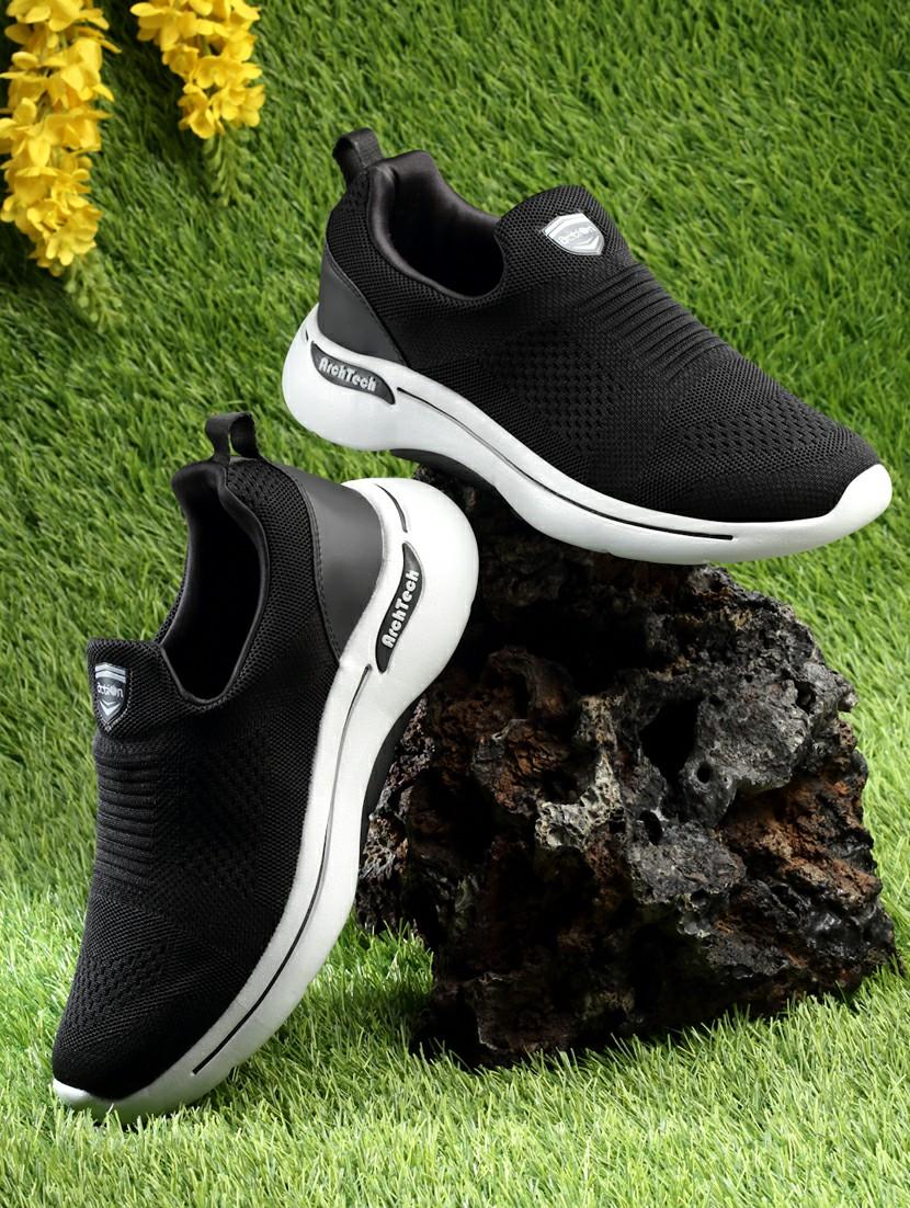 men slip on sports shoes - 21460574 - Zoom Image - 0