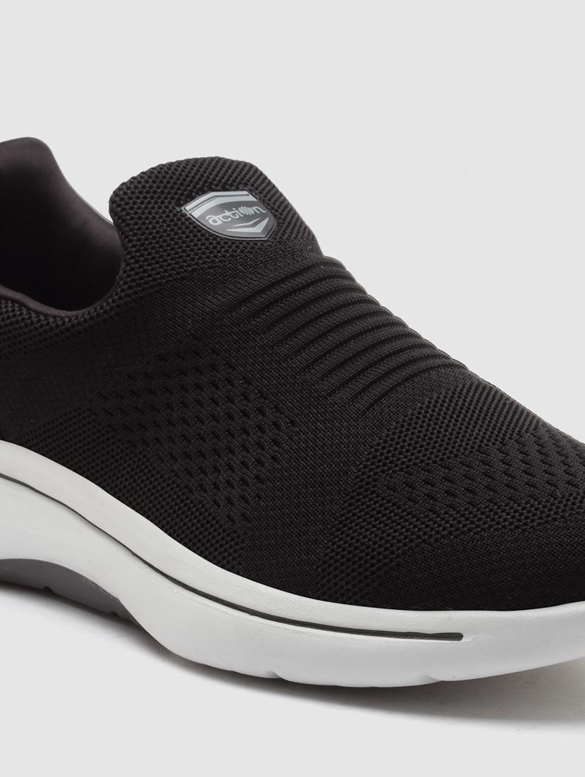 men slip on sports shoes - 21460574 - Standard Image - 5