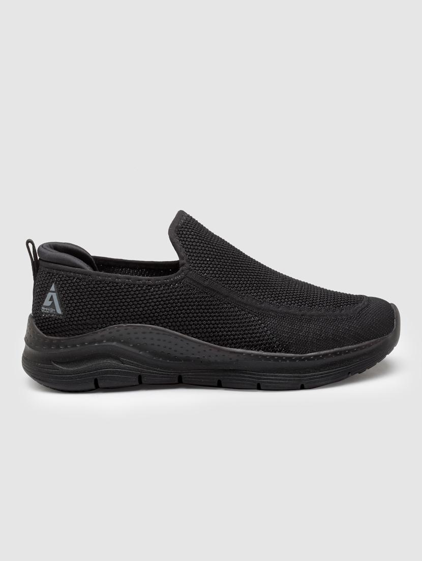 men slip on sports shoes - 21460606 - Standard Image - 3