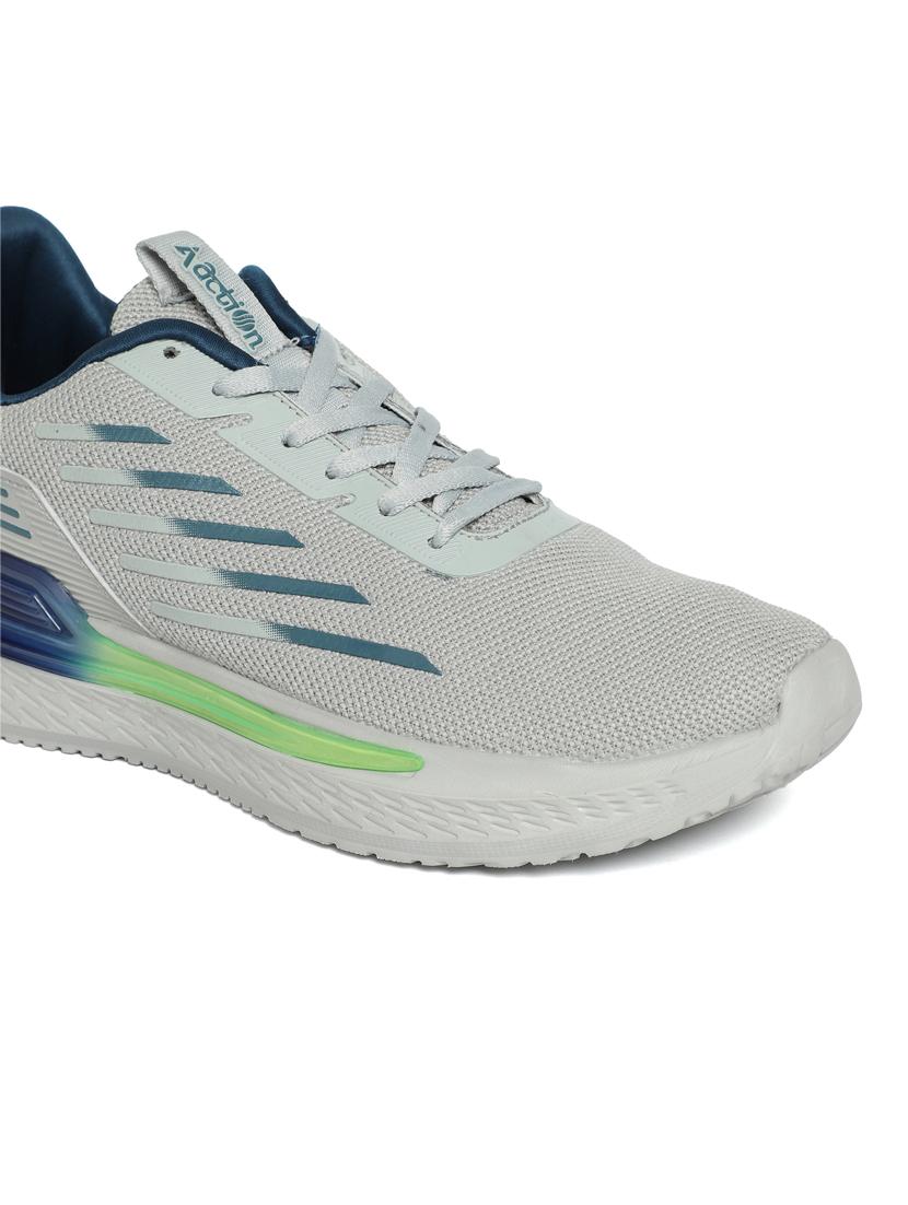 men lace up sports shoes - 21460617 - Standard Image - 5