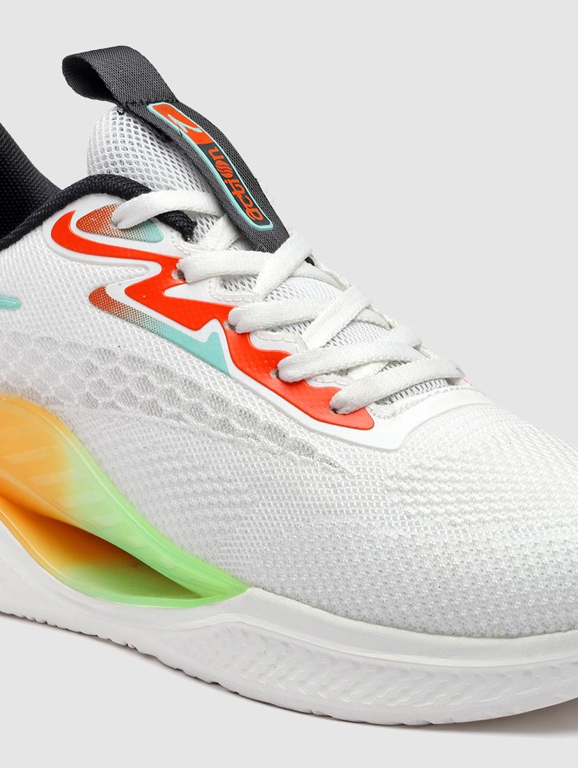 men lace up sports shoes - 21460650 - Standard Image - 5
