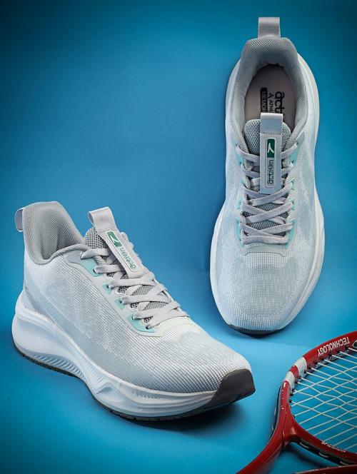 men lace up running sport shoes - 21460714 -  Standard Image - 0