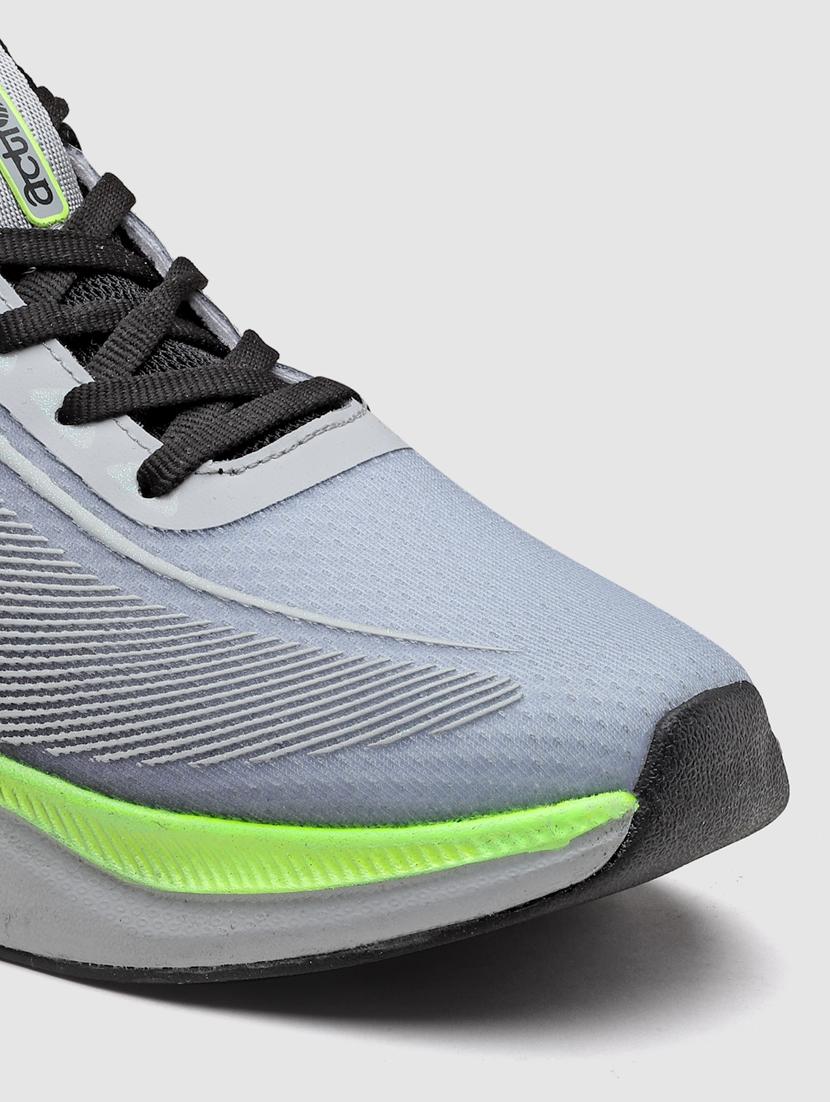 men lace up sports shoes - 21460728 - Standard Image - 5
