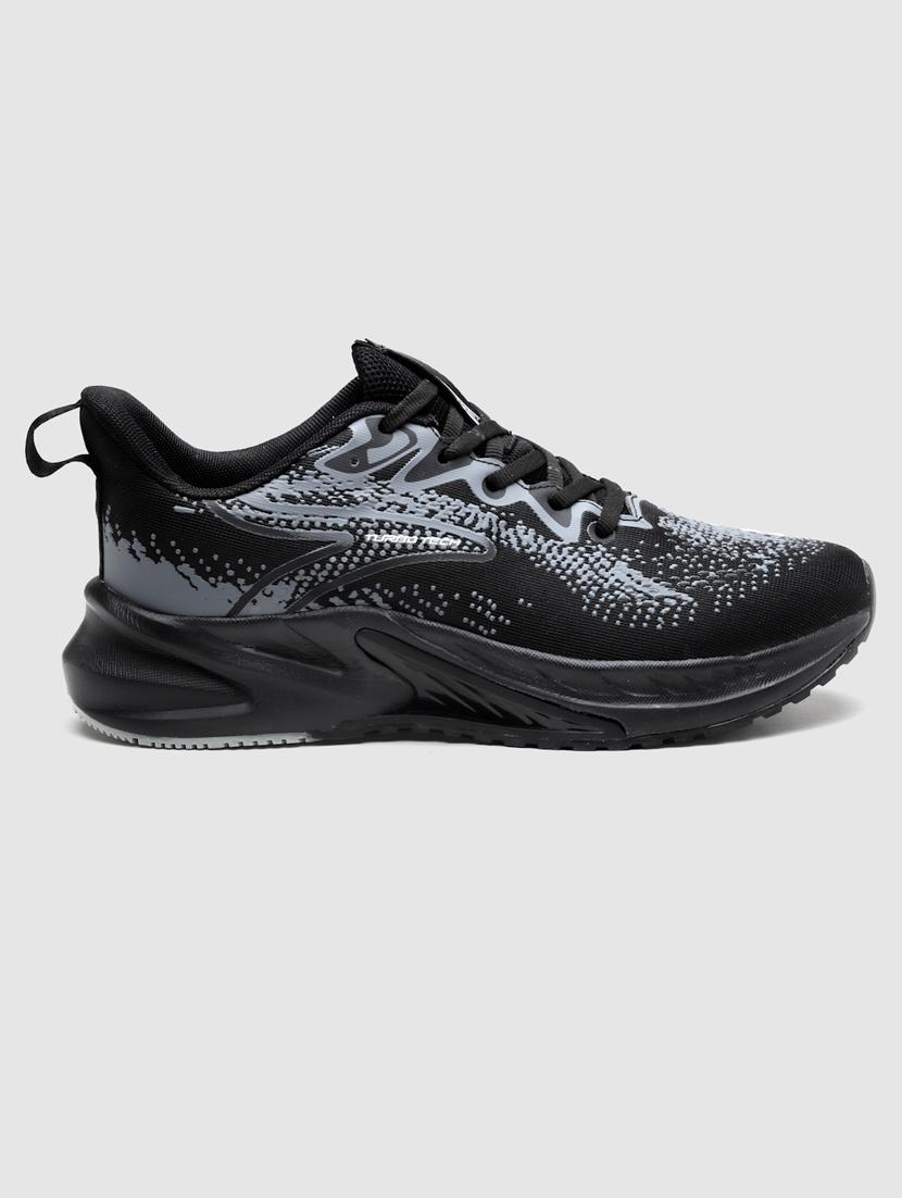 men lace up sports shoes - 21460735 - Standard Image - 3