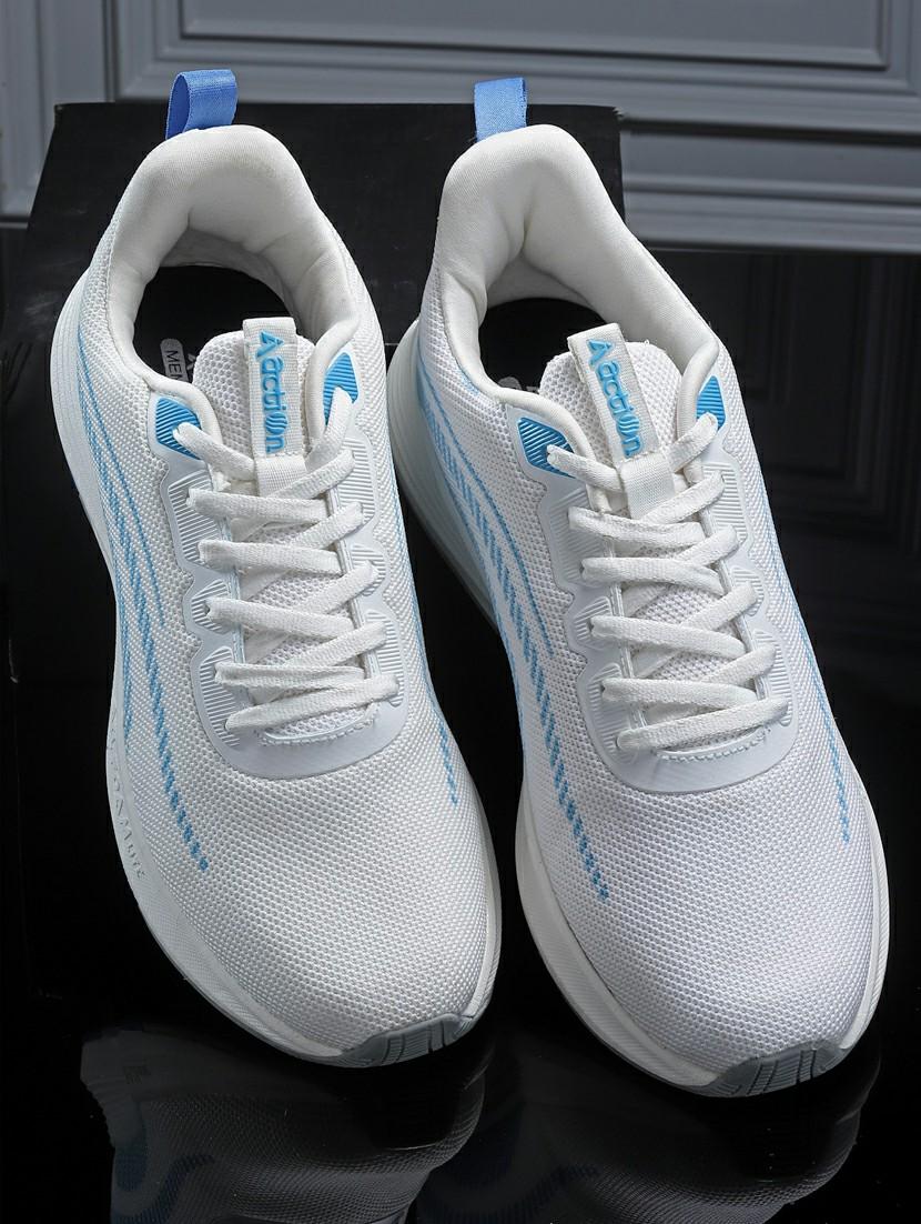 men lace up sports shoes - 21460744 - Zoom Image - 0
