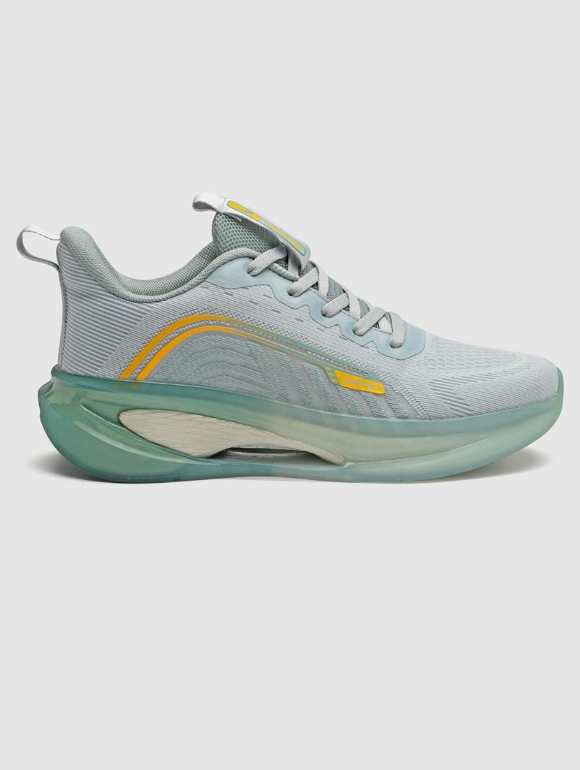 men lace up sports shoes - 21460822 - Standard Image - 3