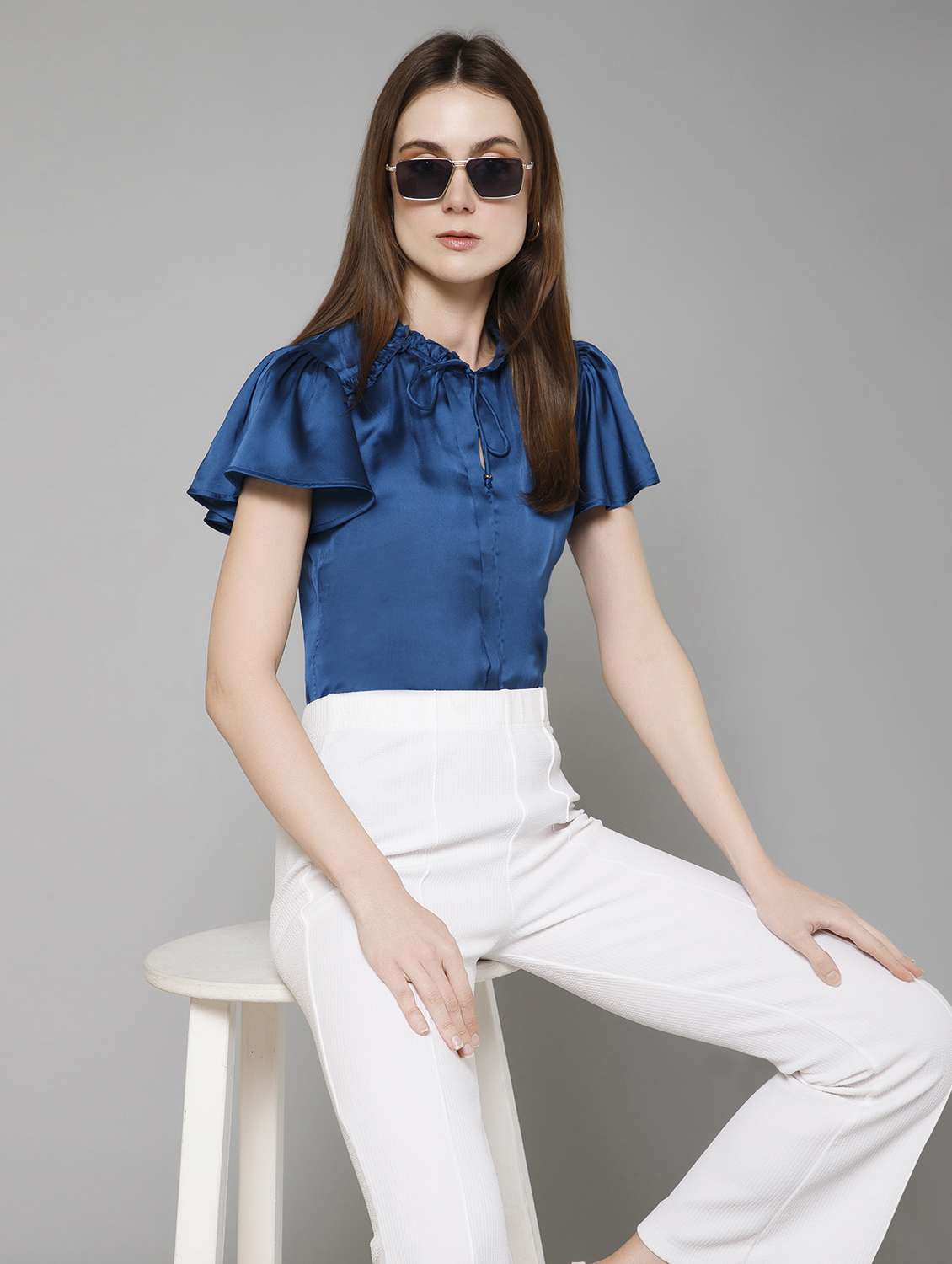women solid tie-up neck regular top - 21461026 -  Zoom Image - 0