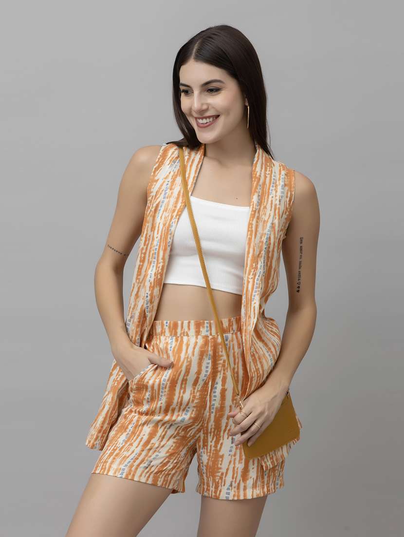 women printed top and shorts co-ord set