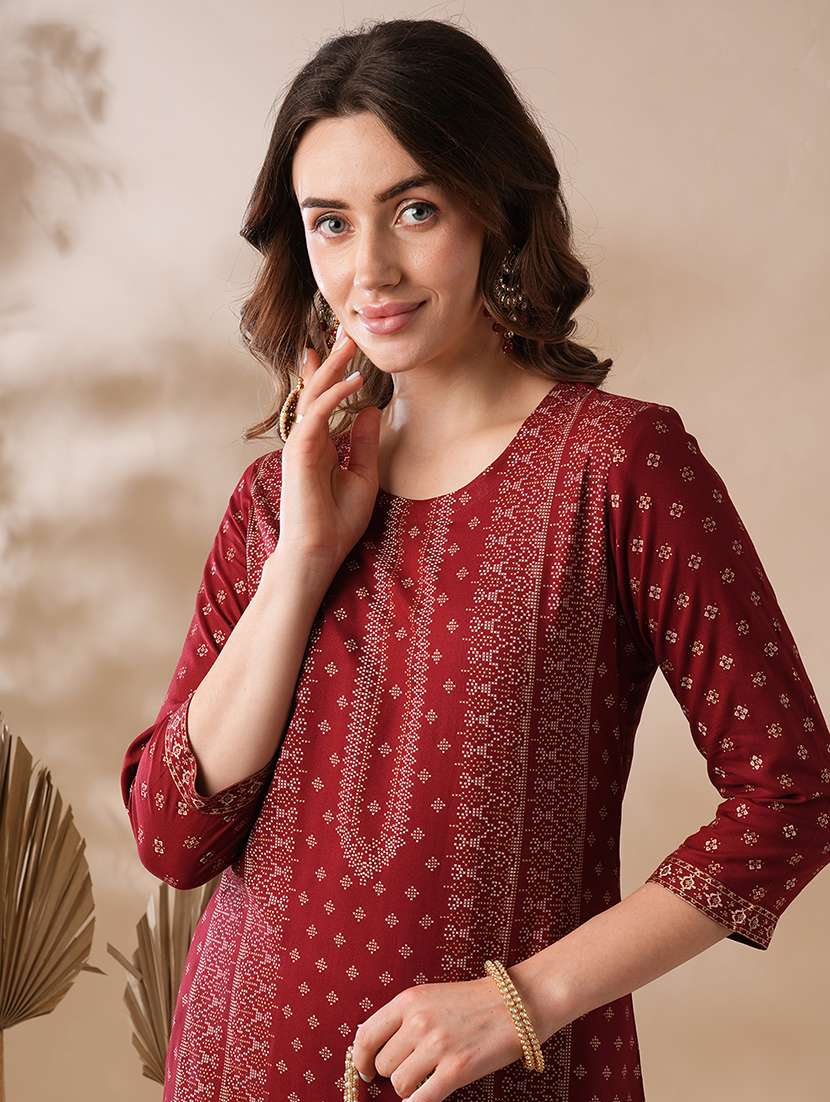 globus women maroon round neck ethnic motifs gold foil print straight workwear kurta & elasticated pants set - 21463092 - Standard Image - 3