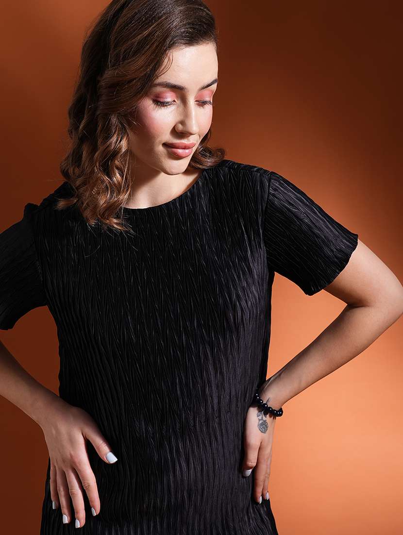 globus women black self textured round neck short sleeves sheath workwear dress - 21463125 - Standard Image - 3