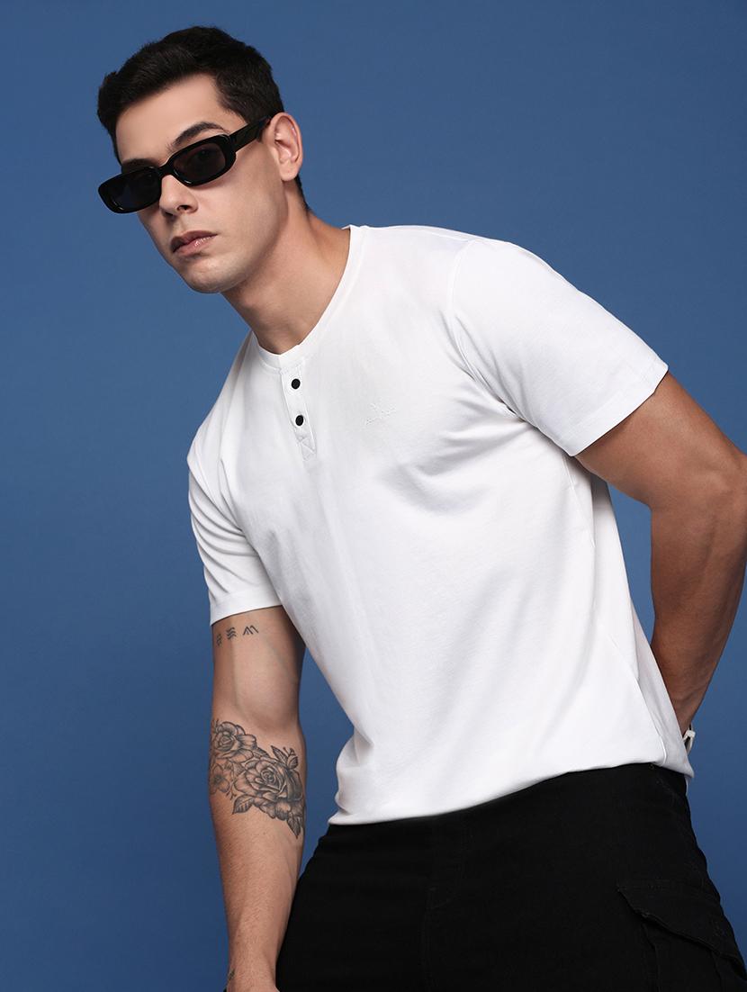 men solid round neck t-shirt - 21463208 - Standard Image - 3
