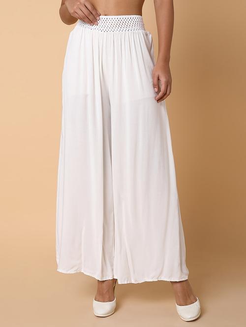 white cotton trousers - 21463595 -  Standard Image - 0